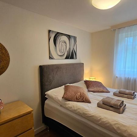 B&B Rooms Husavik 3 エクステリア 写真